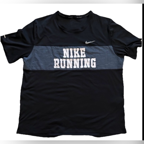 Nike Men's Black and Gray Running Tee - Picture 1 of 3